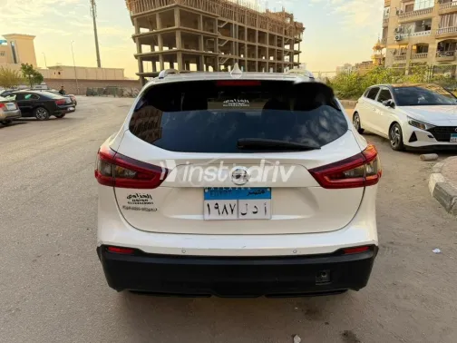 نيسان قشقاي 2020 أبيض مستعملة للبيع - 5