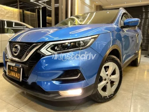 نيسان قشقاي 2018 أزرق غامق مستعملة للبيع - 3