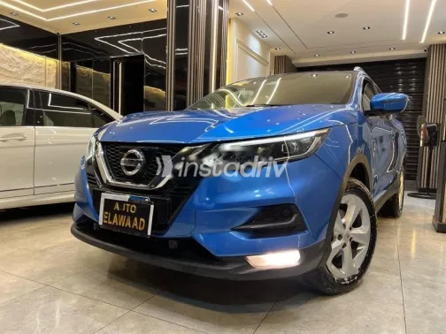 نيسان قشقاي 2018 أزرق غامق مستعملة للبيع - 5