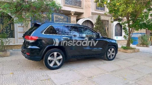 جيب جراند شيروكي 2014 أسود مستعملة للبيع - 5