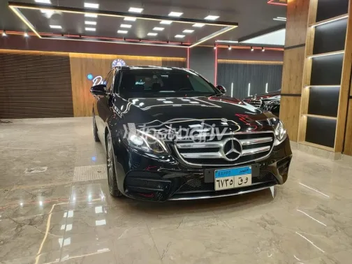 Mercedes E 180 2018 White Used for Sale - 1