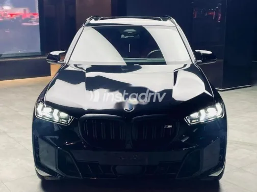 بي ام دبليو X5 M 2024 أسود مستعملة للبيع - 1