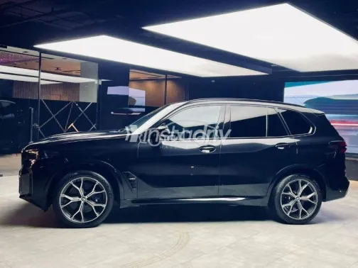 بي ام دبليو X5 M 2024 أسود مستعملة للبيع - 3