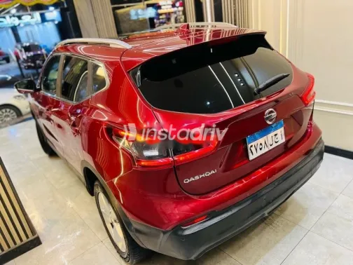 Nissan Qashqai 2020 Dark Red Used for Sale - 3