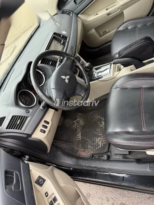 ميتسوبيشي لانسر 2018 أسود مستعملة للبيع - 1