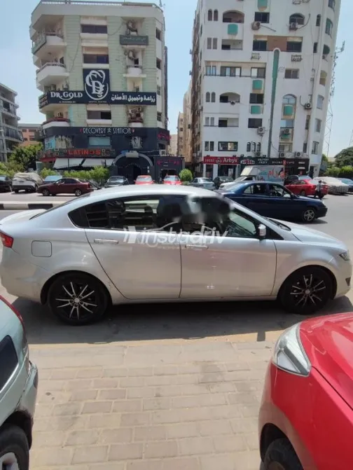 بروتون بريف 2019 أبيض مستعملة للبيع - 4