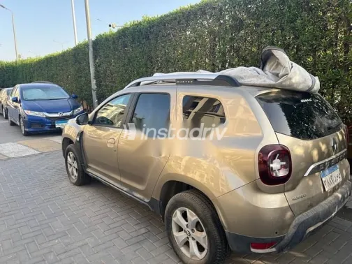 رينو داستر 2020 ذهبي مستعملة للبيع - 1