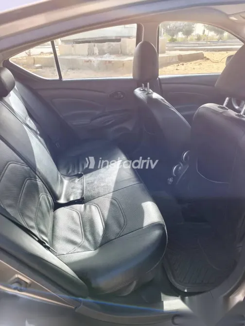 Nissan Sunny 2019 Silver Used for Sale - 7