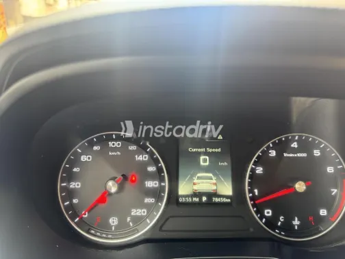 ام جى 5 2022 أبيض مستعملة للبيع - 2