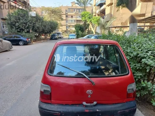 دايهاتسو كانشيل 1999 أحمر مستعملة للبيع - 1