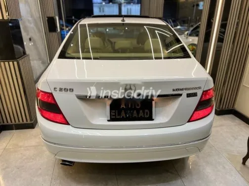 مرسيدس C 200 2008 أبيض مستعملة للبيع - 4