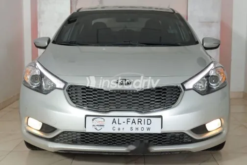 Kia K3 2016 Silver Used for Sale - 3