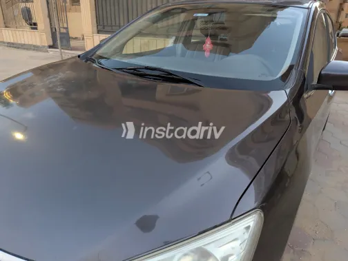 Nissan Sentra 2019 White Used for Sale - 4