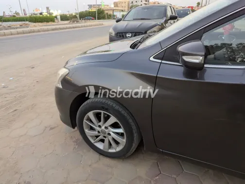 Nissan Sentra 2019 White Used for Sale - 6