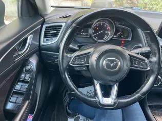 Mazda 3 2019 White Used for Sale