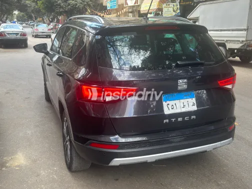 سيات اتيكا 2018 أبيض مستعملة للبيع - 3