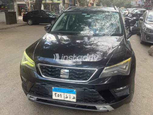 سيات اتيكا 2018 أبيض مستعملة للبيع - 9