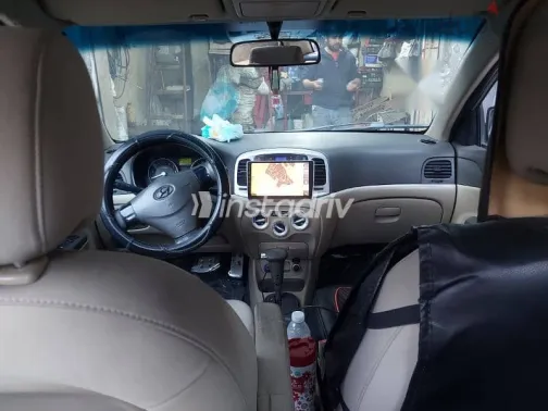 Hyundai Accent 2010 Gold Used for Sale - 2