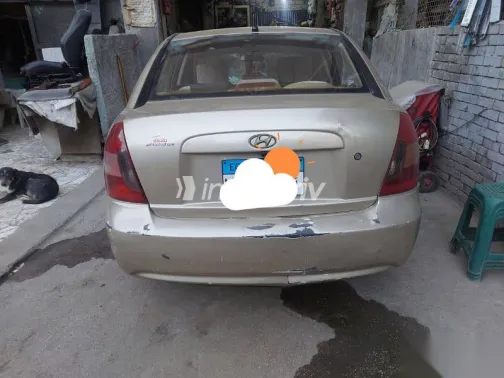 Hyundai Accent 2010 Gold Used for Sale - 6