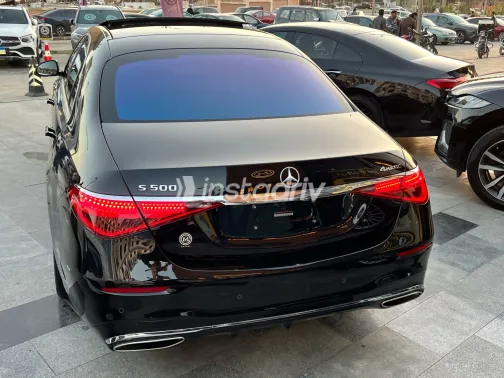 مرسيدس S 500 2021 أبيض مستعملة للبيع - 2