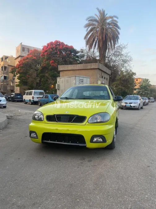 دايو جوليت 1999 أبيض مستعملة للبيع - 3