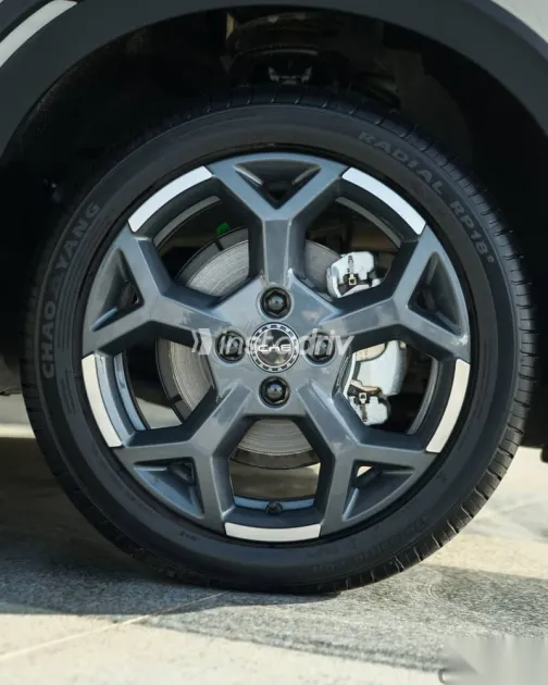 بى واى دى‬ سيجال 2025 أبيض جديدة للبيع - 5