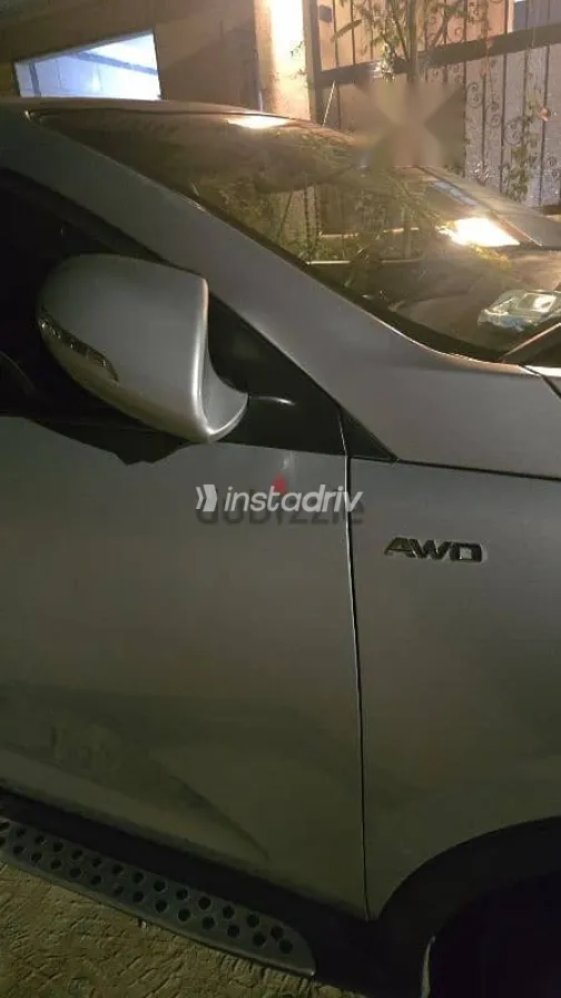 Kia Sportage 2012 Silver Used for Sale - 2