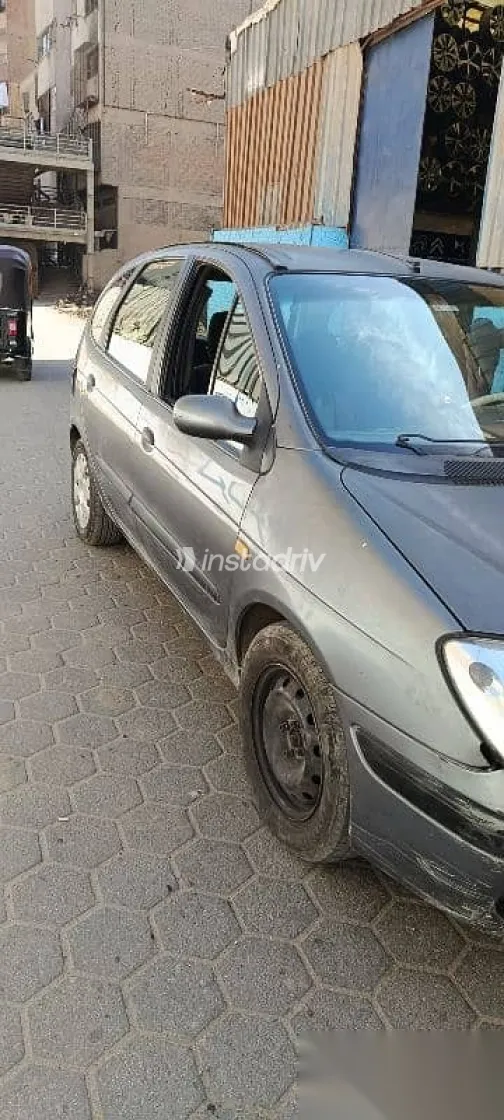 Renault Scenic 2002 Silver Used for Sale - 3