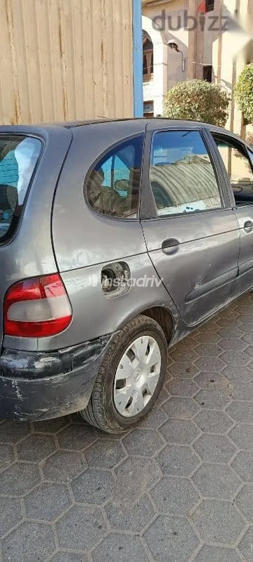 Renault Scenic 2002 Silver Used for Sale - 5