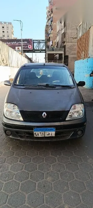 رينو سينيك 2002 فضي مستعملة للبيع