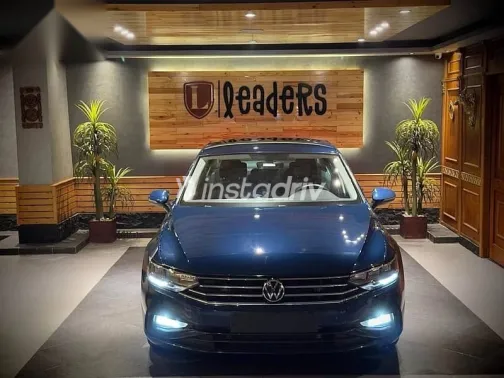Volkswagen Passat 2022 Dark Blue Used for Sale - 1