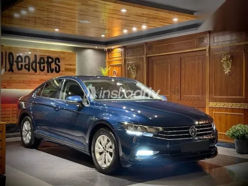 Volkswagen Passat 2022 Dark Blue Used for Sale - 2