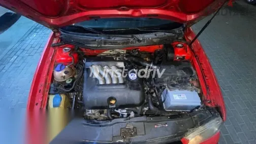 Volkswagen Golf 2000 Red Used for Sale - 8