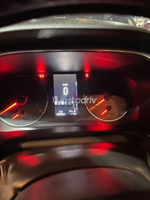 رينو ميجان 2023 نبيتي مستعملة للبيع - 4