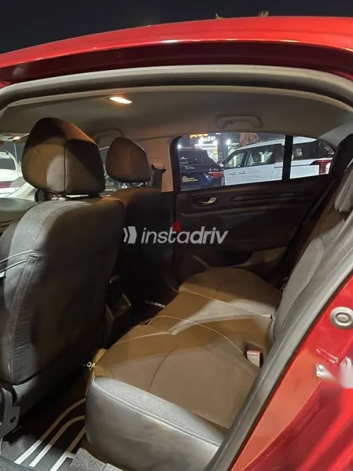 رينو ميجان 2023 نبيتي مستعملة للبيع - 9