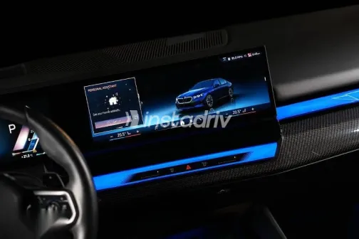 بي ام دبليو 520 2025 أزرق غامق جديدة للبيع - 9