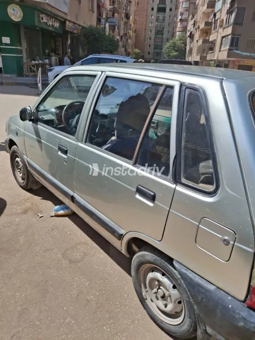 سوزوكى ماروتى 2013 أبيض مستعملة للبيع - 2