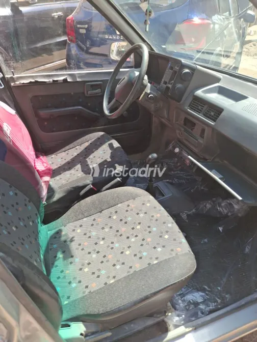 سوزوكى ماروتى 2013 أبيض مستعملة للبيع - 4