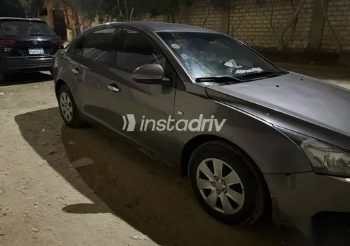 شيفروليه كروز 2011 رمادي مستعملة للبيع - 4