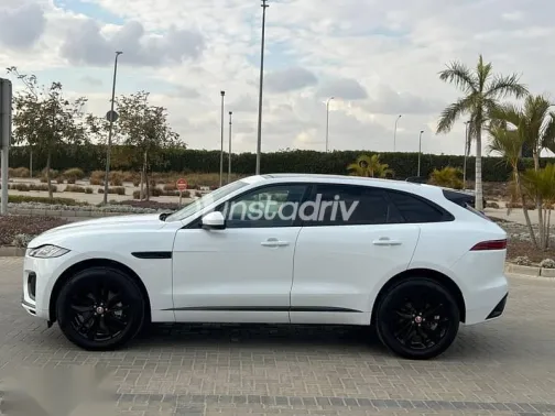 Jaguar F-Pace 2023 White Used for Sale - 4