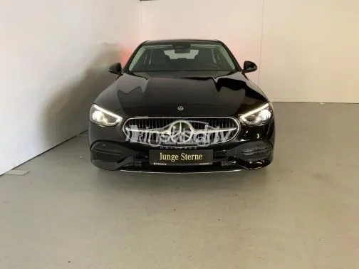 مرسيدس C 180 2024 أسود مستعملة للبيع - 1