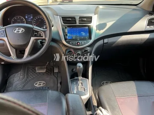 هيونداي اكسنت 2016 أحمر مستعملة للبيع - 5