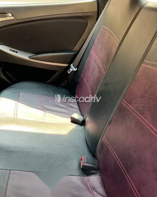 هيونداي اكسنت 2016 أحمر مستعملة للبيع - 9