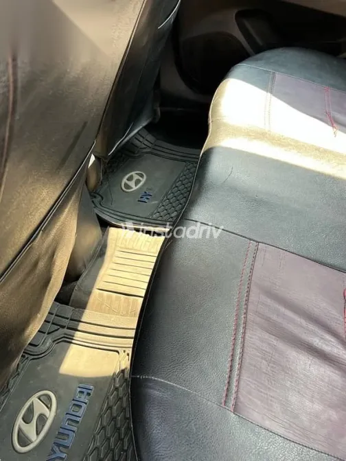 هيونداي اكسنت 2016 أحمر مستعملة للبيع - 10