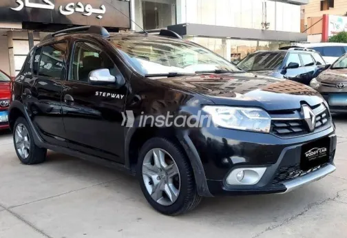 رينو سانديرو  ( ستيب  واى ) 2021 أسود مستعملة للبيع - 3