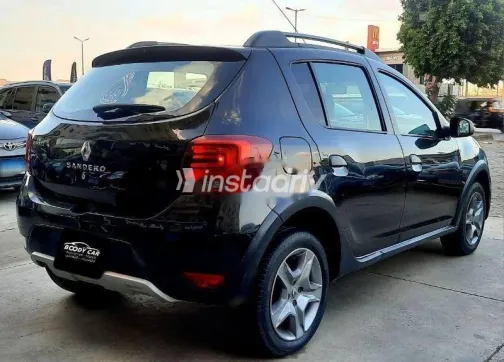 رينو سانديرو  ( ستيب  واى ) 2021 أسود مستعملة للبيع - 4