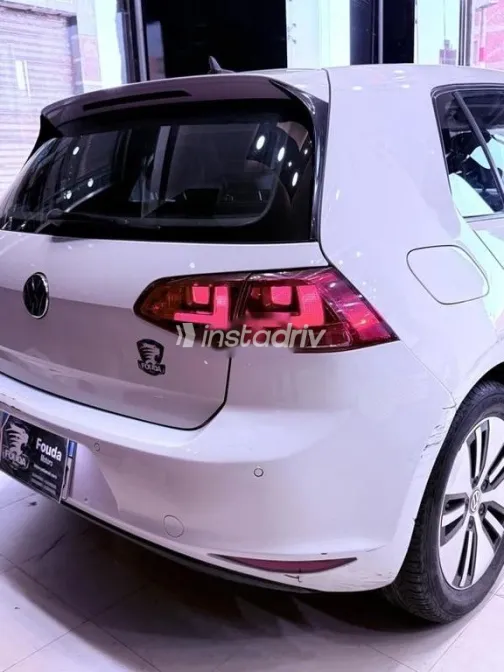 فولكس فاغن جولف 6 2015 أبيض مستعملة للبيع - 2