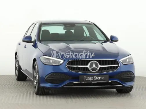 مرسيدس C 180 2024 أزرق غامق مستعملة للبيع - 1