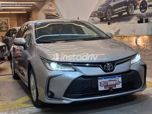 Toyota Corolla 2024 Silver Used for Sale - 2