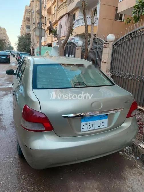 Toyota Yaris 2006 Olive Green Used for Sale - 2